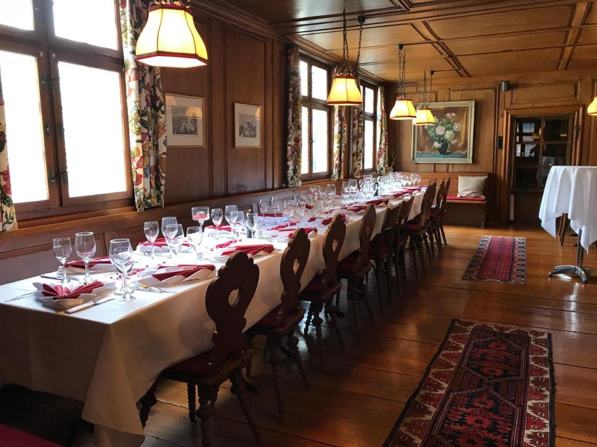 Gasthaus Zum Goldenen Kreuz Rafz Esterno foto