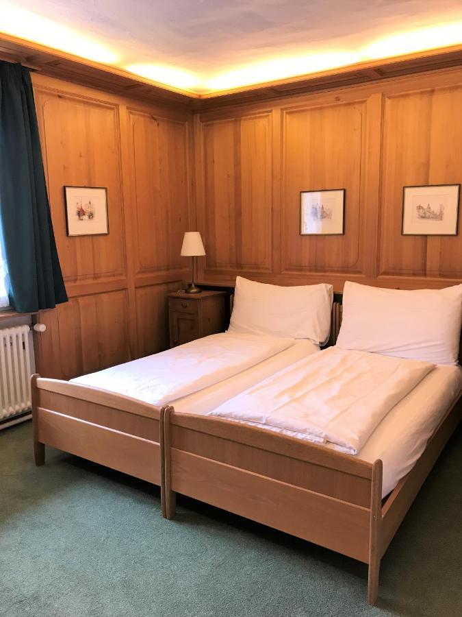 Gasthaus Zum Goldenen Kreuz Rafz Esterno foto